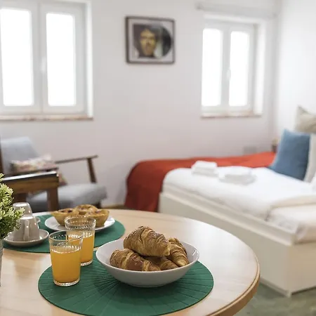 Vintage Flat In Graca * Lisbon